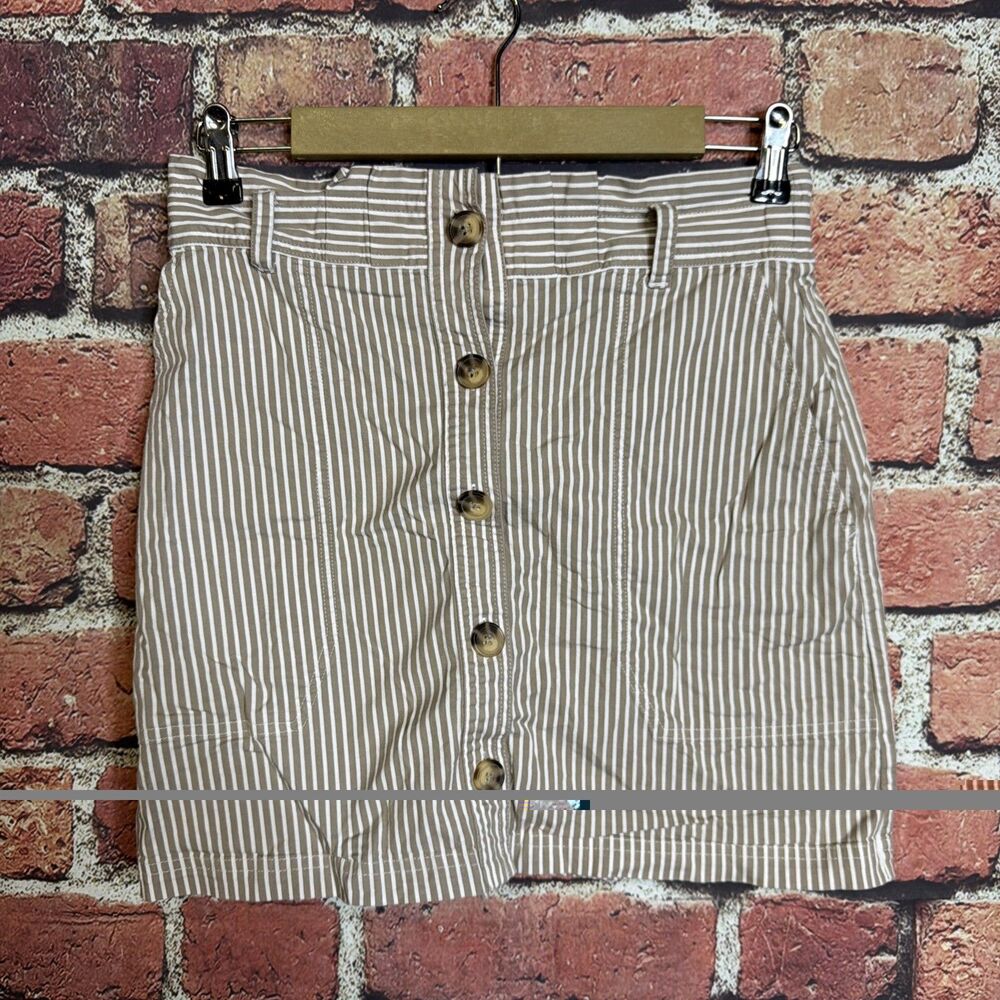 Abercrombie & Fitch Size S Striped A-Line Skirt Button Front Detail Tan & White